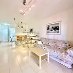 아파트 Spacious In Golf Del Sur *