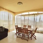 아파트 Spacious In Golf Del Sur *
