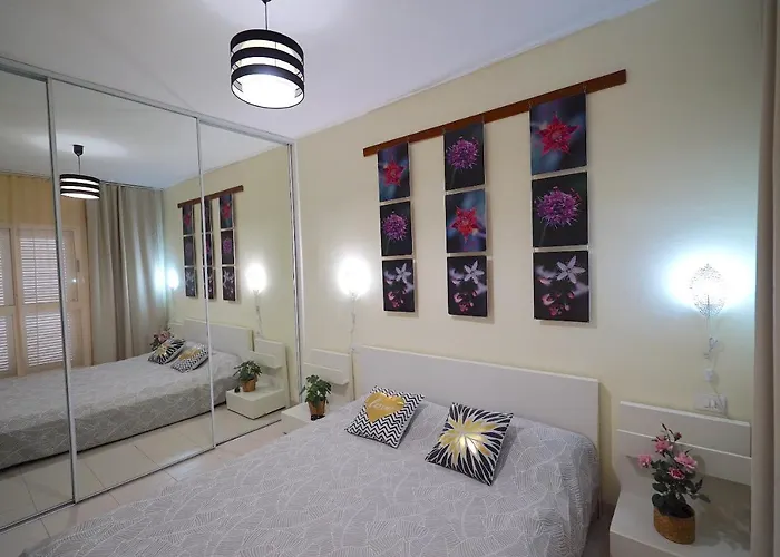 Spacious In Golf Del Sur