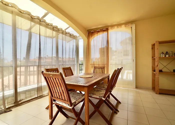 Spacious In Golf Del Sur 산미겔데아보나