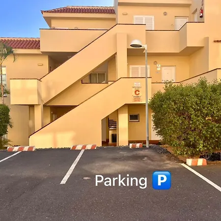 Spacious In Golf Del Sur Apartamento San Miguel de Abona